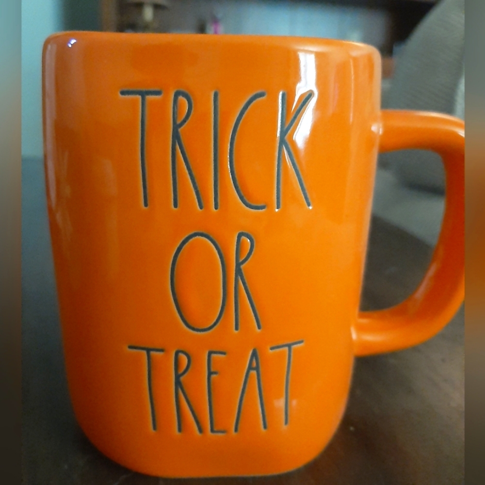 Rae Dunn Vibrant Orange Trick or Treat Mug NEW
